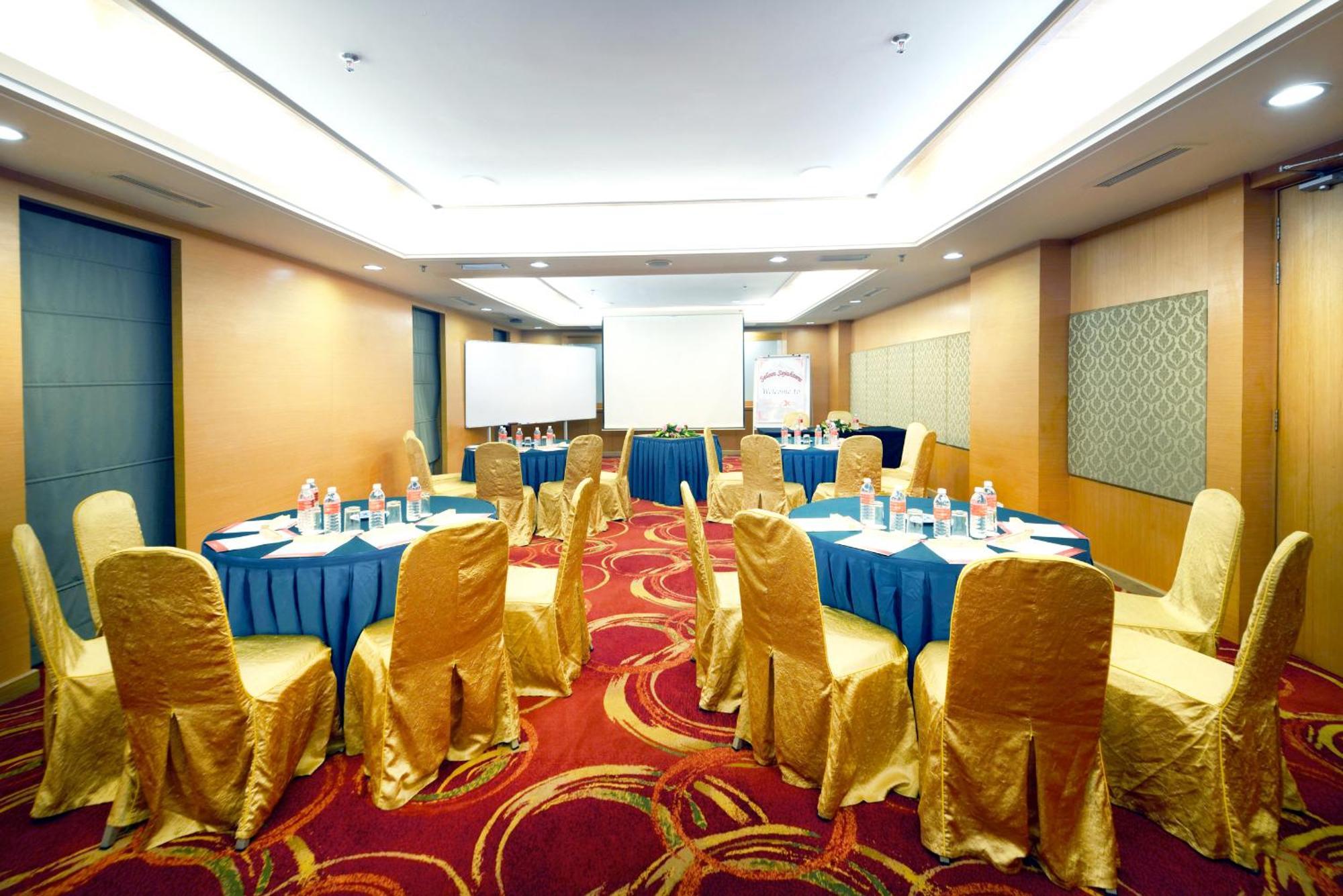Hotel Grand Lexis Port Dickson Exteriér fotografie Meeting room