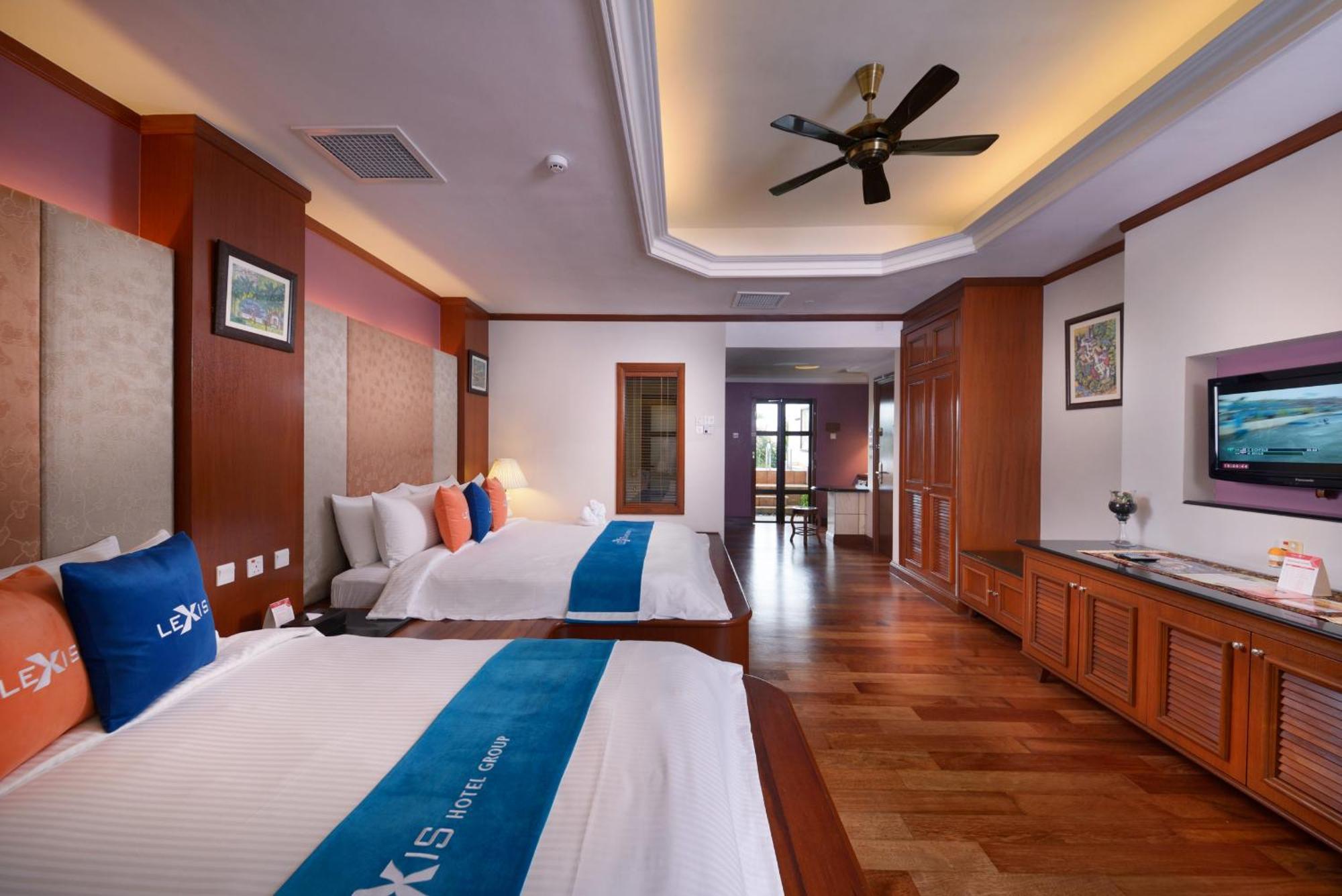 Hotel Grand Lexis Port Dickson Exteriér fotografie Deluxe Family Room