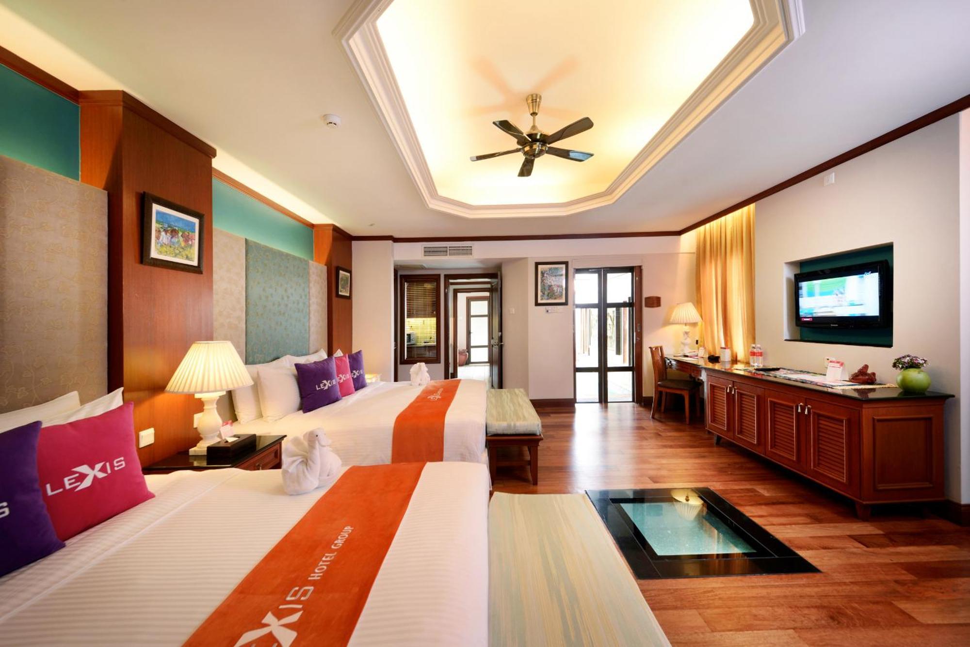 Hotel Grand Lexis Port Dickson Exteriér fotografie Deluxe Family Room